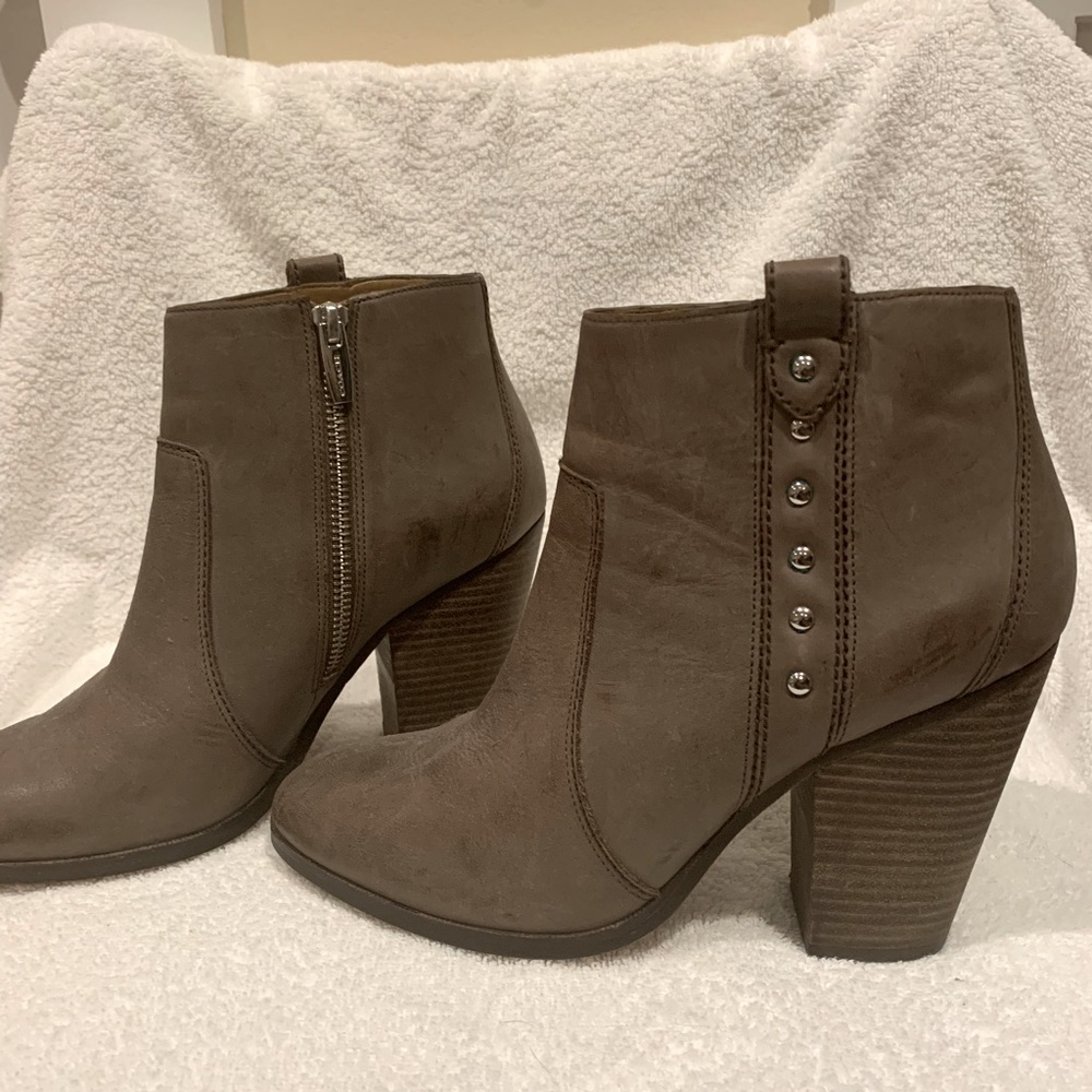 Coach booties, size 9.5 in a light brown leather